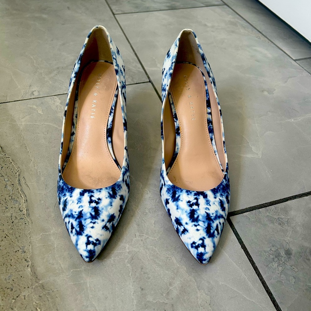Size 9 blue and white heels